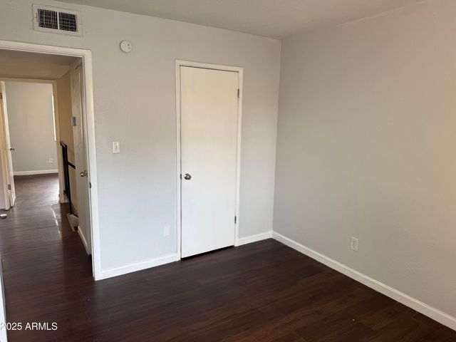 4736 W ROSE Lane, Glendale, AZ 85301