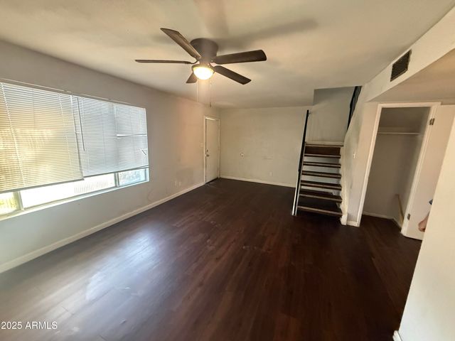 4736 W ROSE Lane, Glendale, AZ 85301