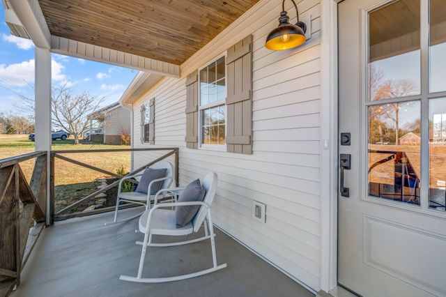 2308 Rogers Ln, Lebanon, TN 37087