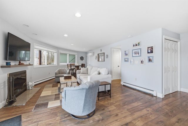 80 River Street, Wolfeboro, NH 03894
