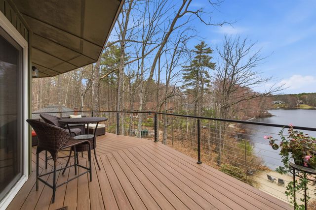 80 River Street, Wolfeboro, NH 03894