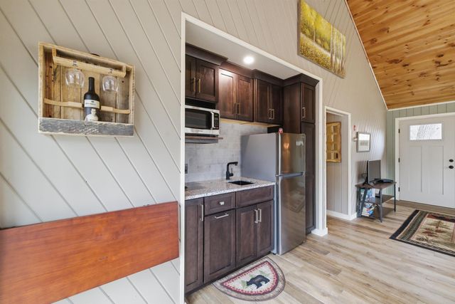80 River Street, Wolfeboro, NH 03894