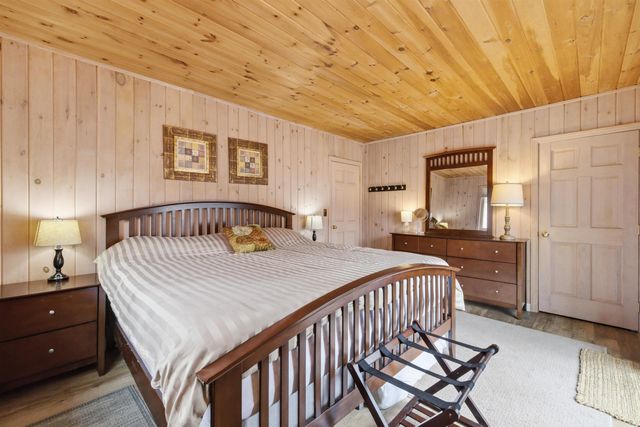 80 River Street, Wolfeboro, NH 03894