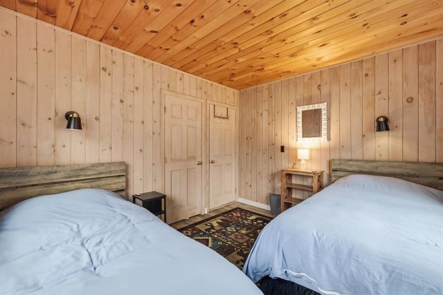 80 River Street, Wolfeboro, NH 03894