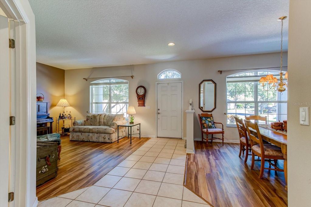 Image 6 of property listing at 2613 CORBYTON COURT, Orlando, FL 32828