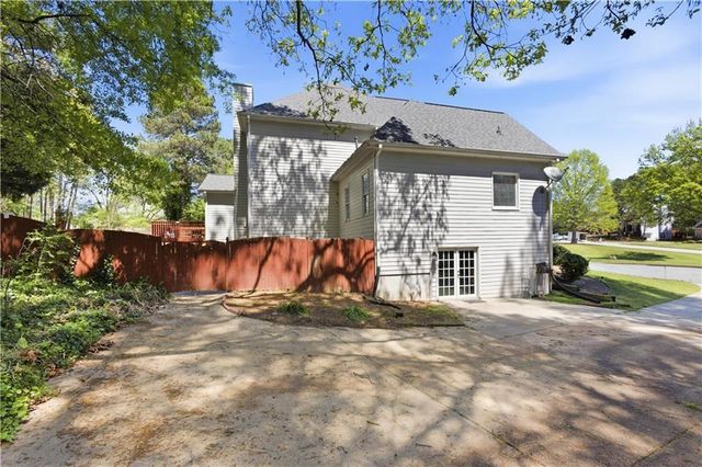 2255 Pinehaven Court, Grayson, GA 30017