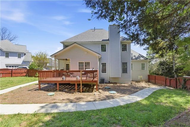 2255 Pinehaven Court, Grayson, GA 30017