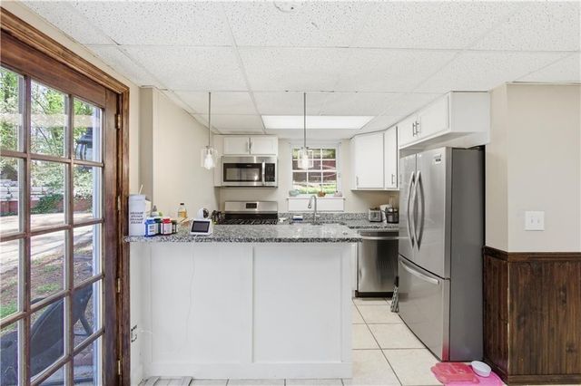 2255 Pinehaven Court, Grayson, GA 30017