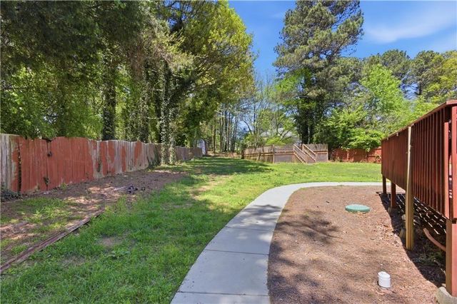 2255 Pinehaven Court, Grayson, GA 30017