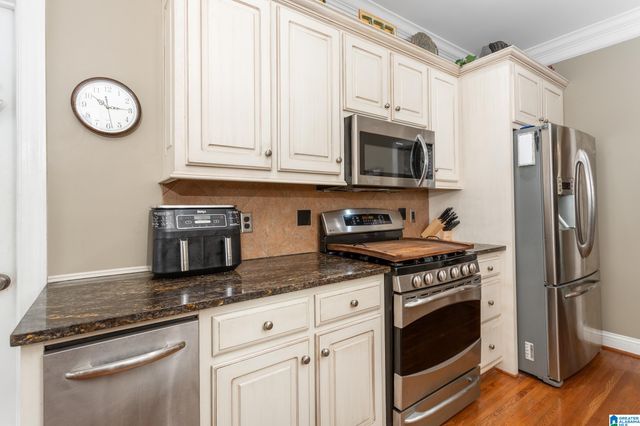 7513 OLD MILL CIRCLE, Trussville, AL 35173