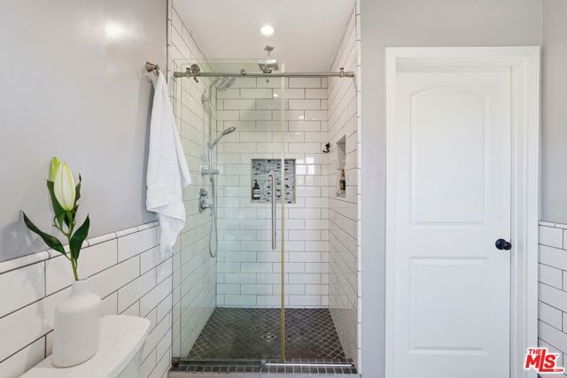 5509 Onacrest Drive, Los Angeles, CA 90043