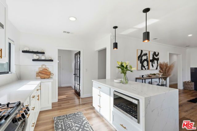 5509 Onacrest Drive, Los Angeles, CA 90043