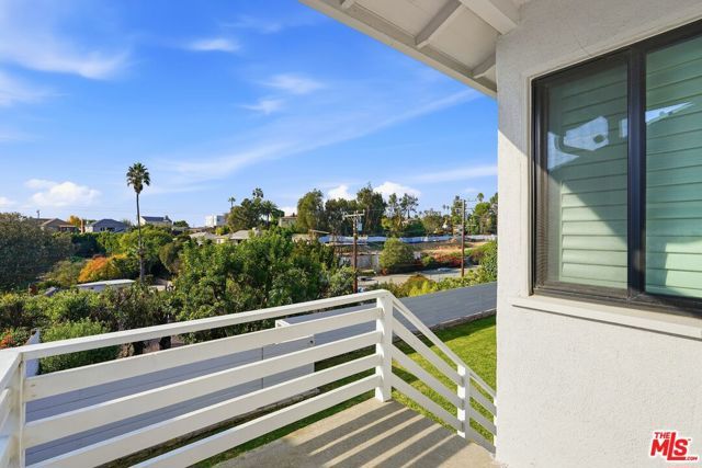 5509 Onacrest Drive, Los Angeles, CA 90043