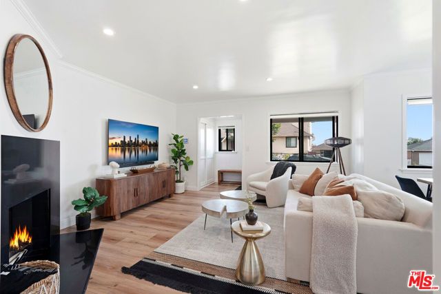 5509 Onacrest Drive, Los Angeles, CA 90043