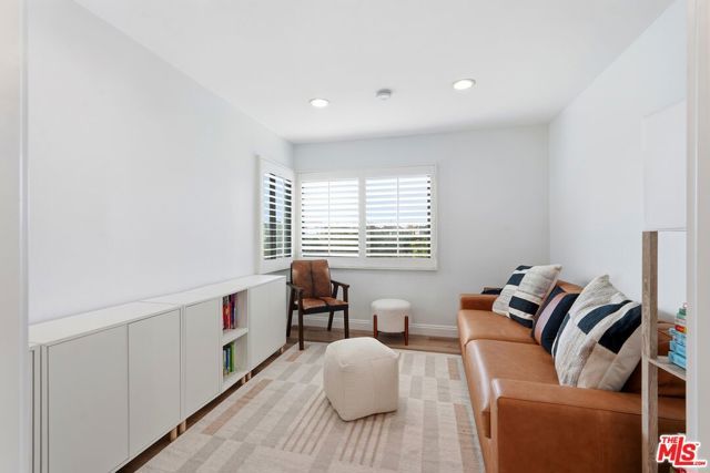 5509 Onacrest Drive, Los Angeles, CA 90043