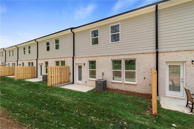 631 Treasure Drive, Stockbridge, GA 30281