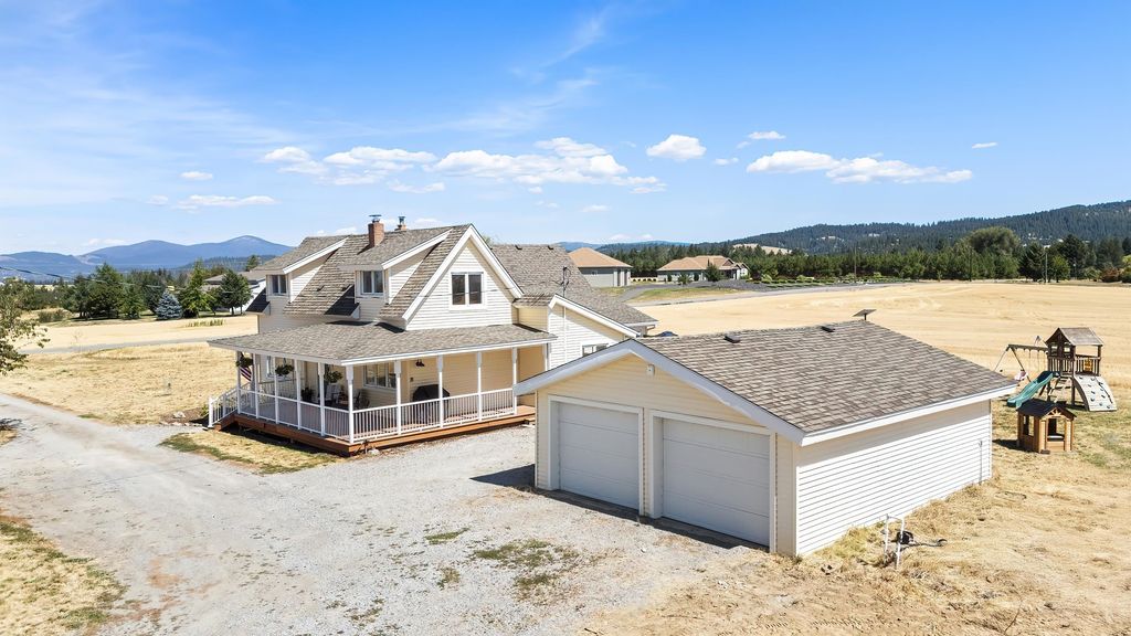 13716 E Piper Rd, Spokane, WA 99217
