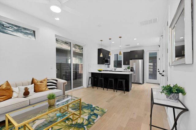 1708 Canterbury ST 2, Austin, TX 78702
