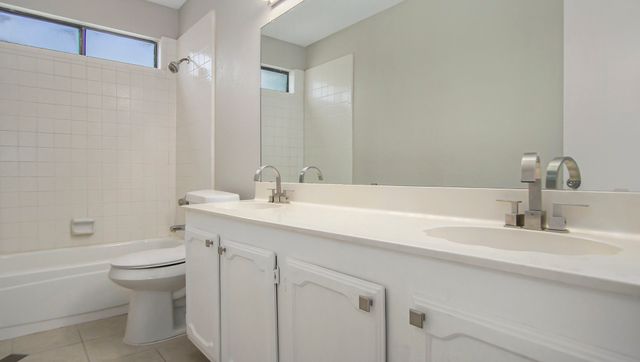 2541 Galemeadow Drive, Fort Worth, TX 76123