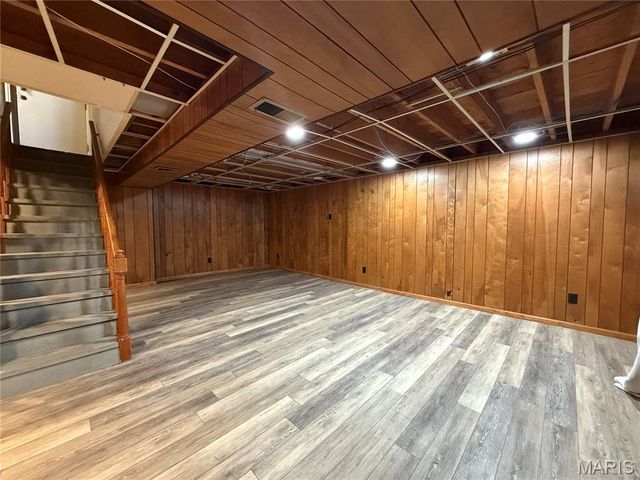 601 Wickford Way, Ballwin, MO 63021