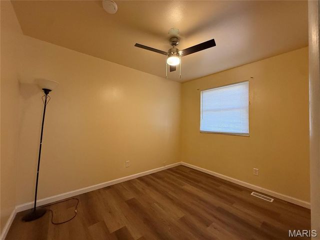 601 Wickford Way, Ballwin, MO 63021