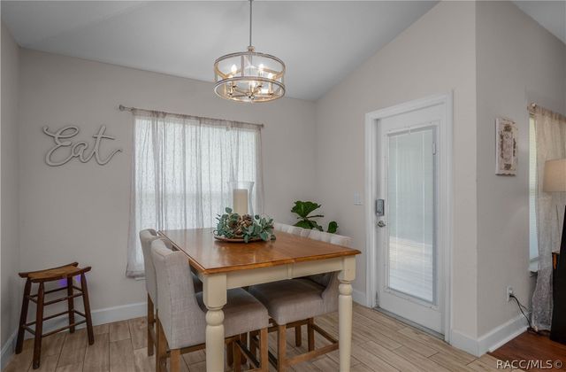 3271 N Burroughs Path, Beverly Hills, FL 34465