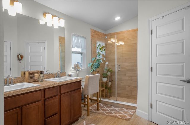 3271 N Burroughs Path, Beverly Hills, FL 34465