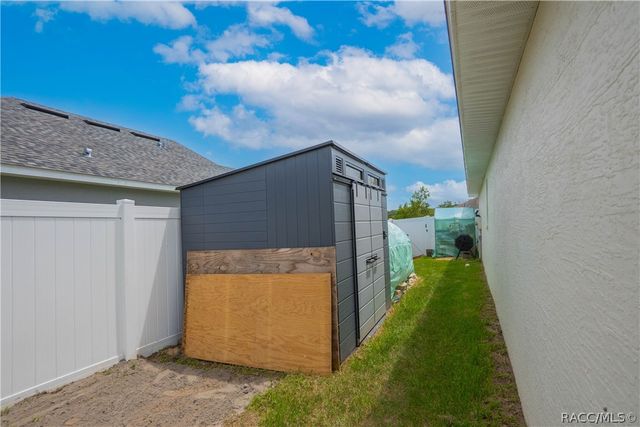 3271 N Burroughs Path, Beverly Hills, FL 34465
