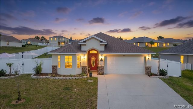 3271 N Burroughs Path, Beverly Hills, FL 34465