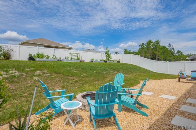 3271 N Burroughs Path, Beverly Hills, FL 34465
