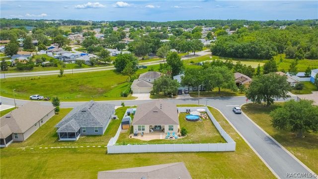 3271 N Burroughs Path, Beverly Hills, FL 34465
