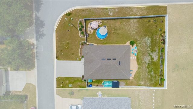 3271 N Burroughs Path, Beverly Hills, FL 34465