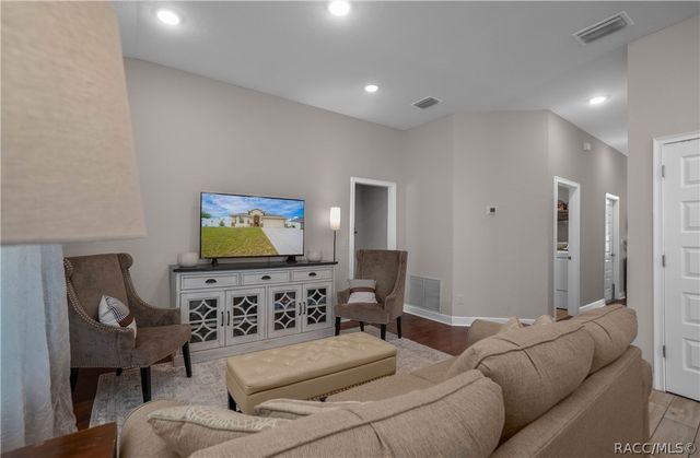 3271 N Burroughs Path, Beverly Hills, FL 34465
