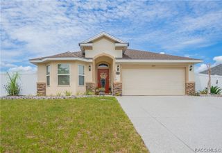 3271 N Burroughs Path, Beverly Hills, FL 34465