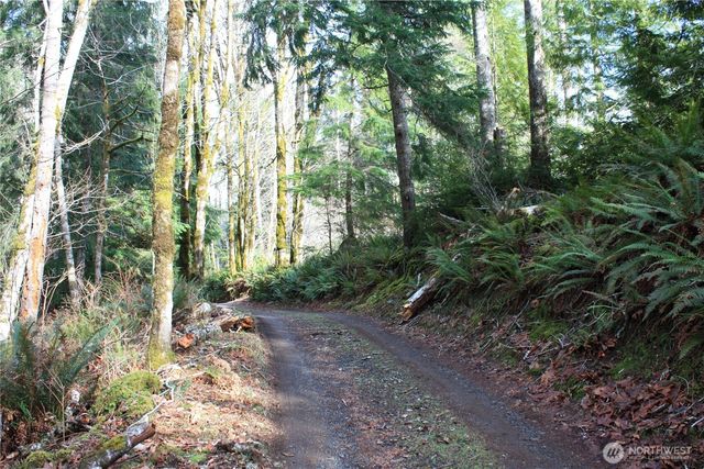 3470 N Mission Road, Bremerton, WA 98312