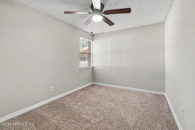 1113 FOUNTAIN Road, Jacksonville, FL 32205