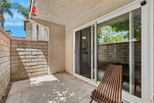 700 W La Veta M3, Orange, CA 92868