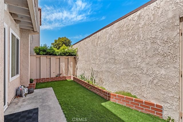 700 W La Veta M3, Orange, CA 92868