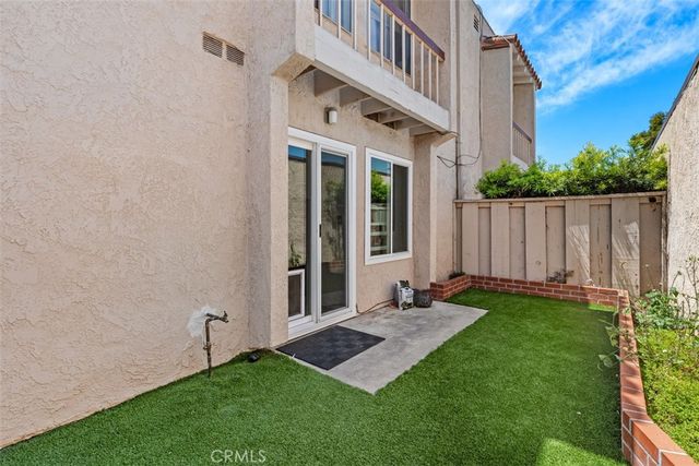 700 W La Veta M3, Orange, CA 92868