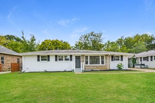 704 Marswen Dr, Nashville, TN 37216