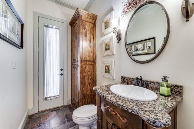 117 Woodland Drive, Krugerville, TX 76227