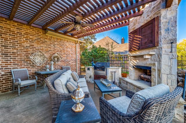 117 Woodland Drive, Krugerville, TX 76227