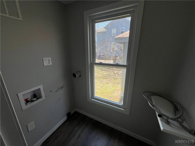 180 Spalding Street, Lockport City, NY 14094