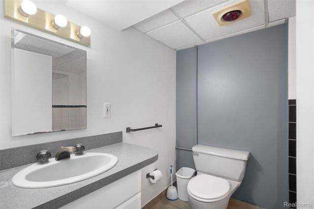 242 Preston Avenue, Waterford Charter Township, MI 48328