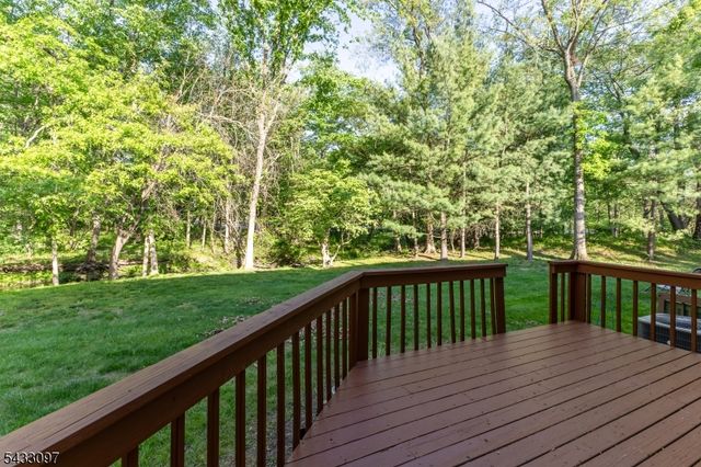 22 Flynn Pl, Wayne Twp., NJ 07470