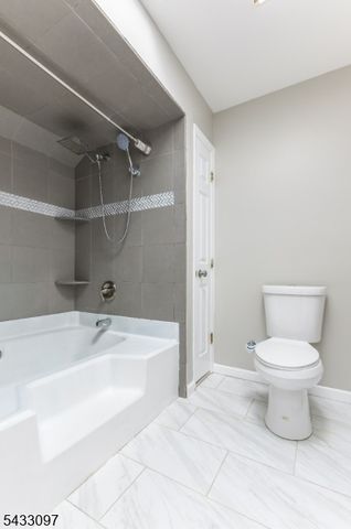 22 Flynn Pl, Wayne Twp., NJ 07470