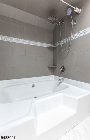22 Flynn Pl, Wayne Twp., NJ 07470