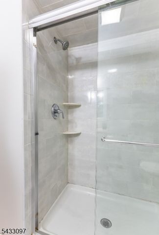 22 Flynn Pl, Wayne Twp., NJ 07470