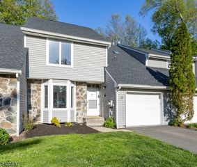 22 Flynn Pl, Wayne Twp., NJ 07470