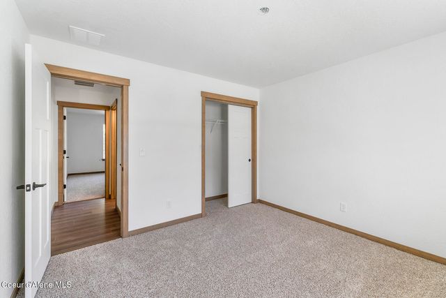 866 E Valley St S, Oldtown, ID 83822